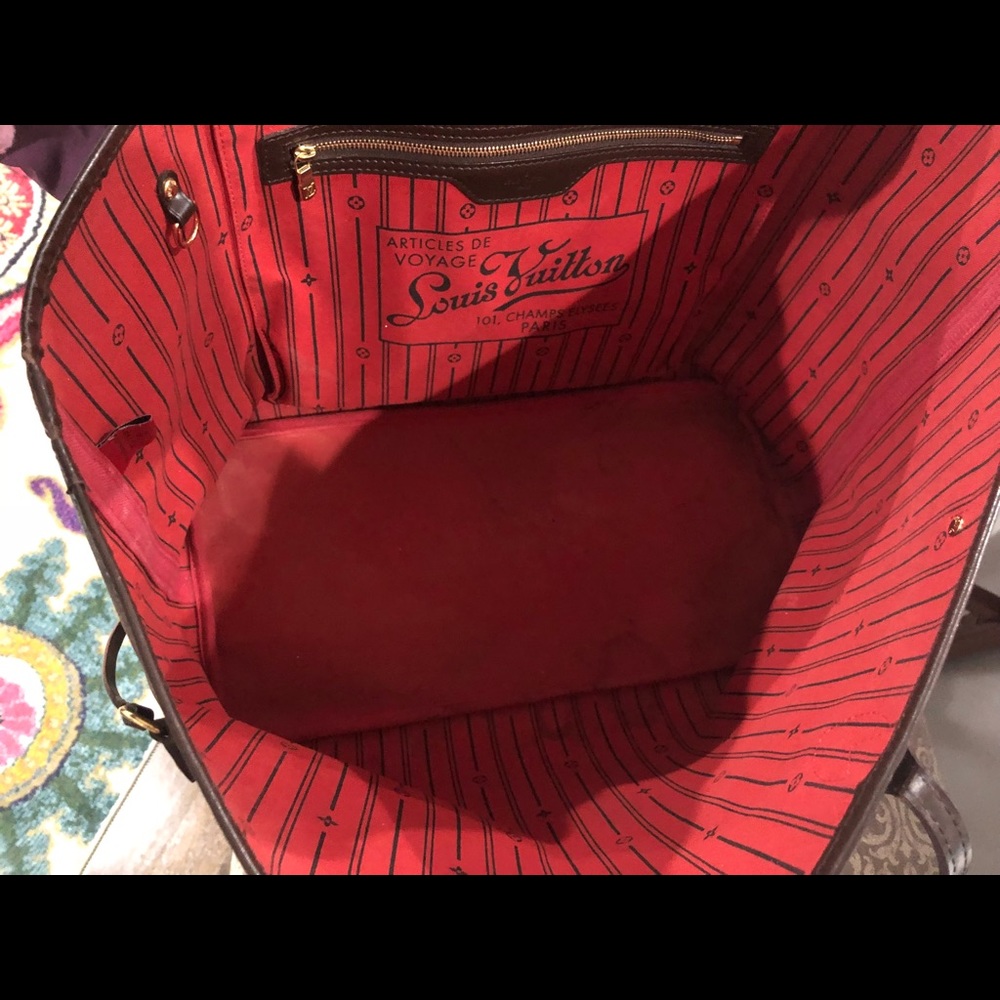 Never full Louis Vuitton - Picture 3 of 5